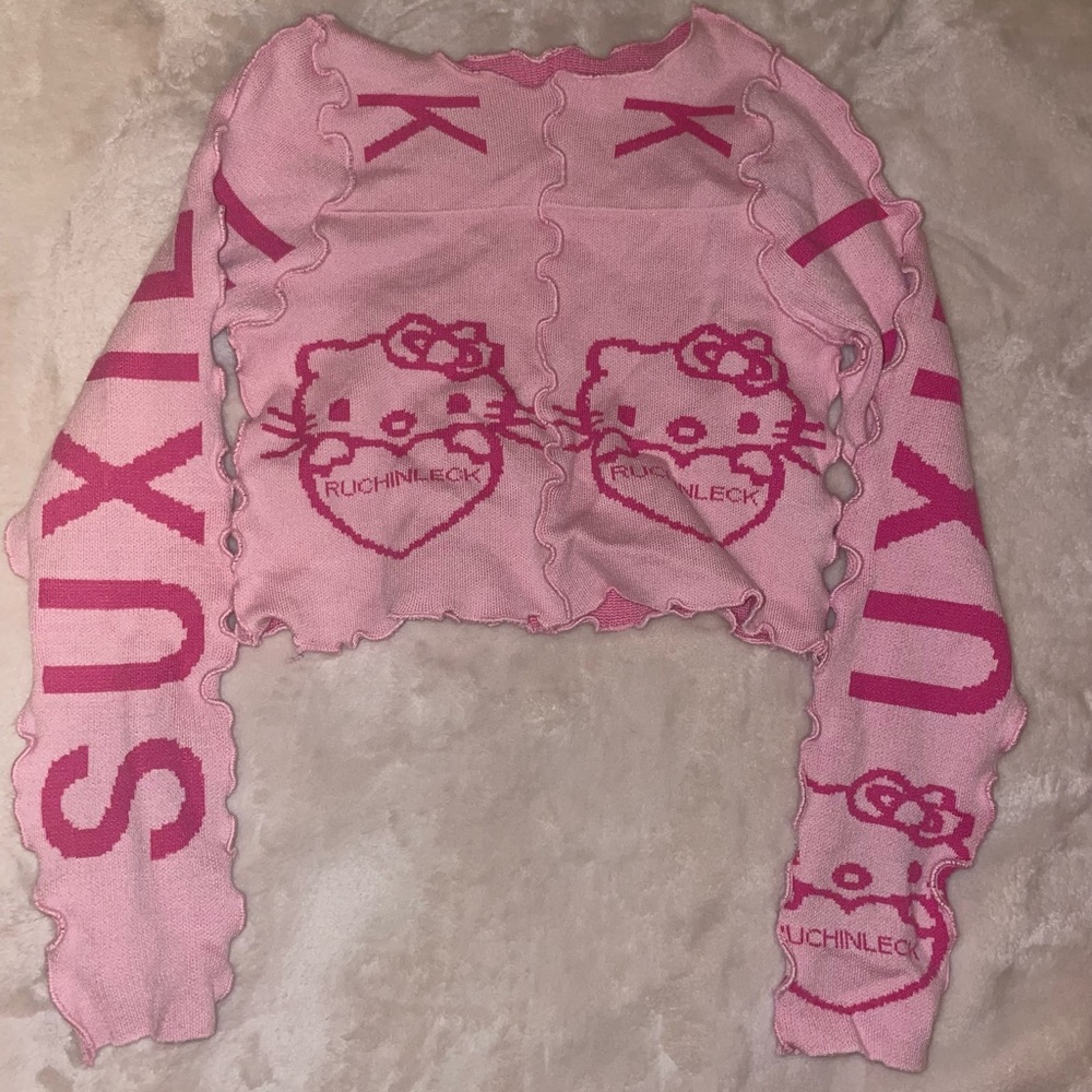 Pink hello kitty cropped sweater
